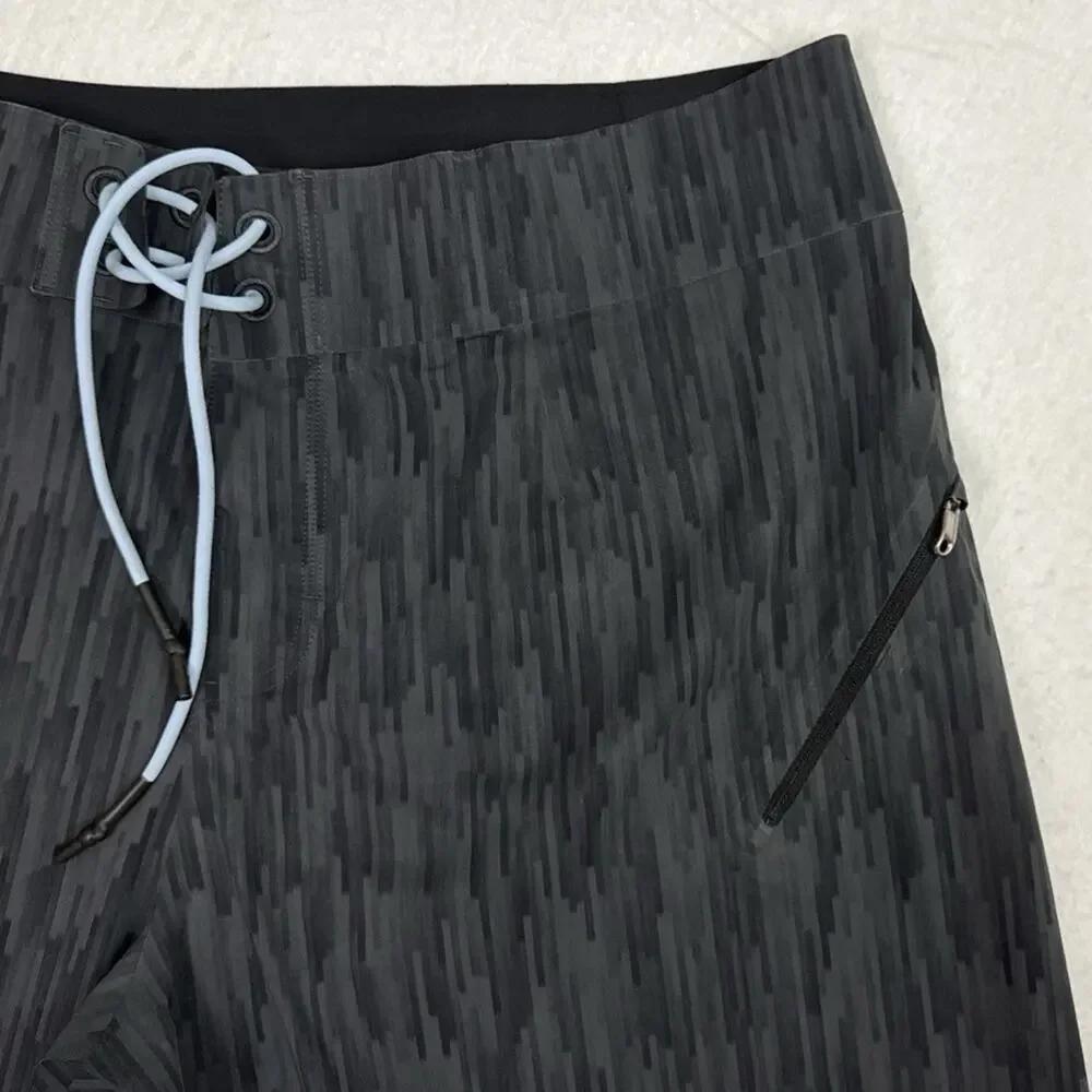 Lululemon Board Shorts Men 34 Gray El Current Swim Trunks Performance